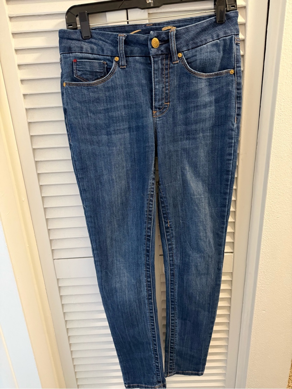 Seven7 Women’s Dark Wash Denim Skinny Jeans